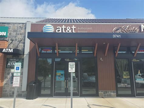 AT&T Store Newtown